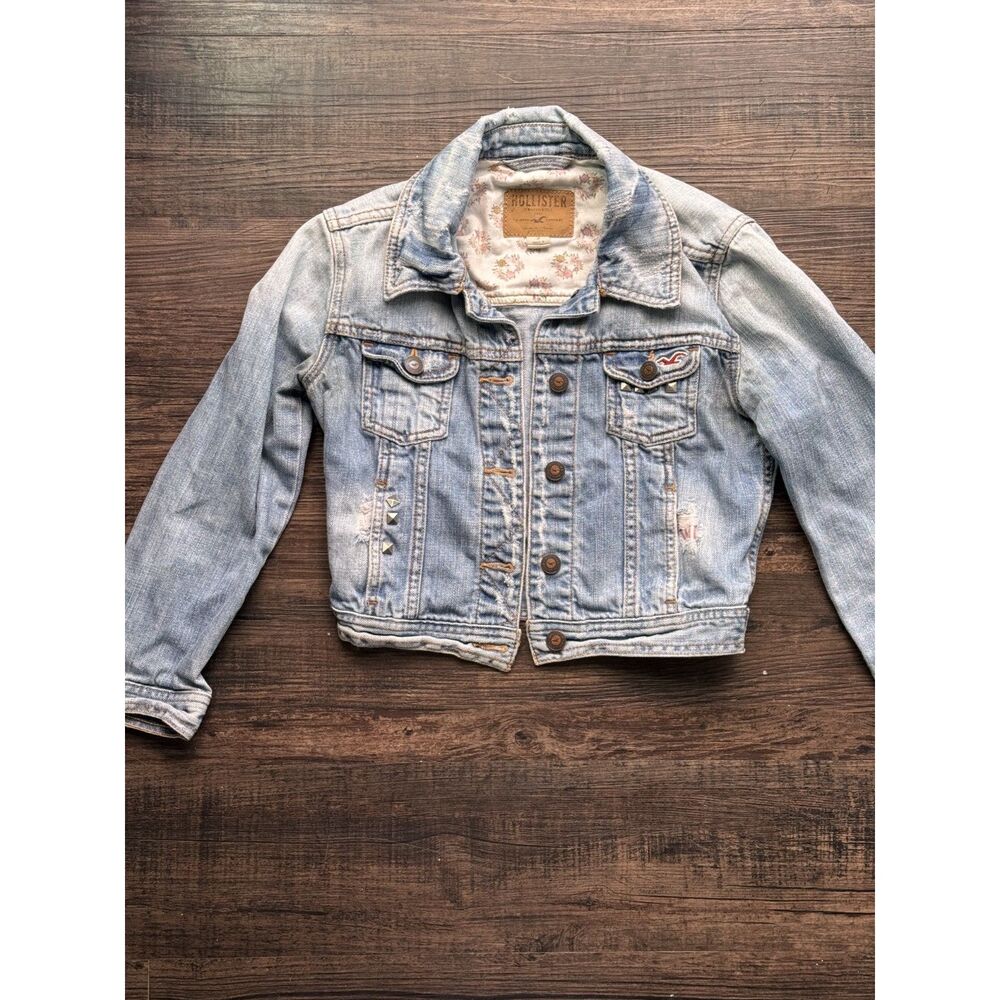 Hollister Light Wash Denim Distressed Ombre Cropped Button Up Jean Jacket S